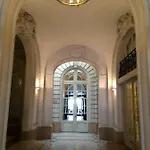 Louvre Vendome With Air Conditionning