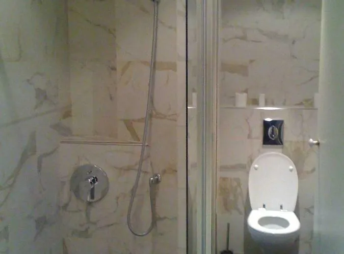 Louvre Vendome With Air Conditionning *